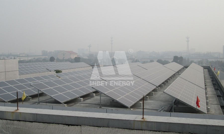 khung gắn năng lượng mặt trời tại Trung Quốc