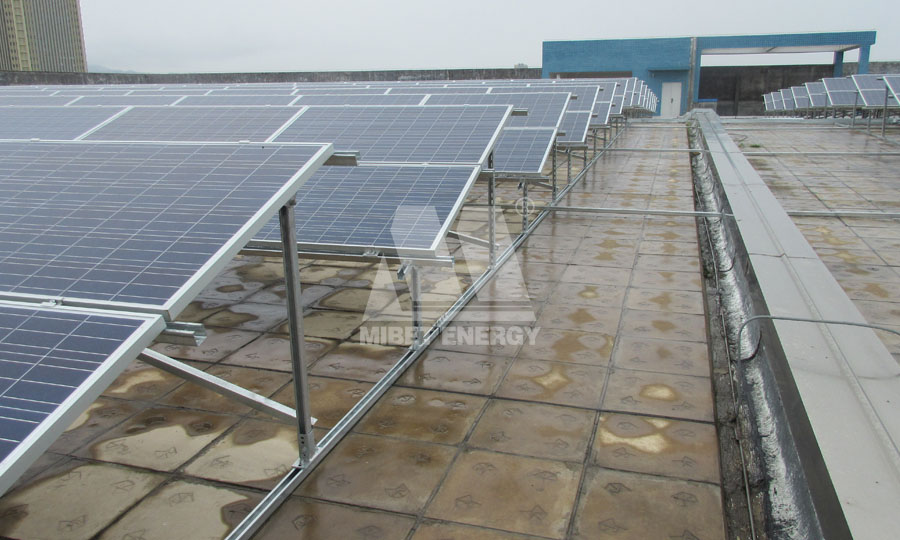 hệ thống lắp đặt mái năng lượng mặt trời tại Trung Quốc